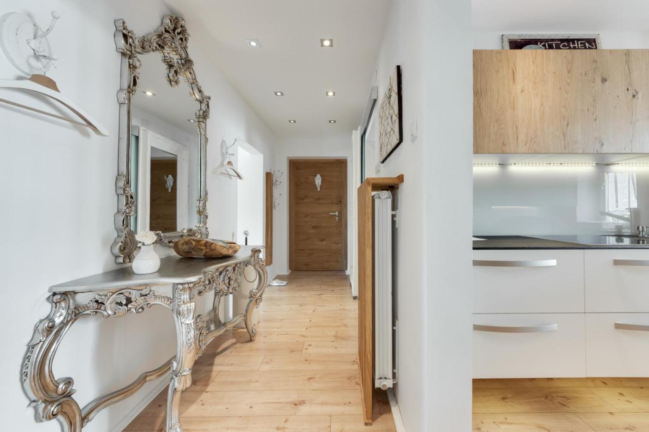 Amazing Apartment In Downtown Maribor Exterior foto